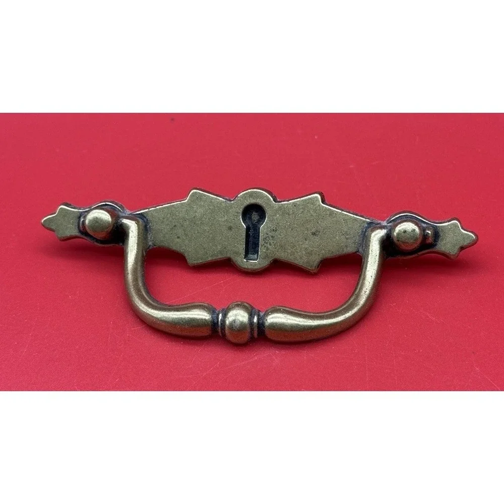 Amerock 314 Drawer 1950 Pull Handle Brass Faux Keyhole 3